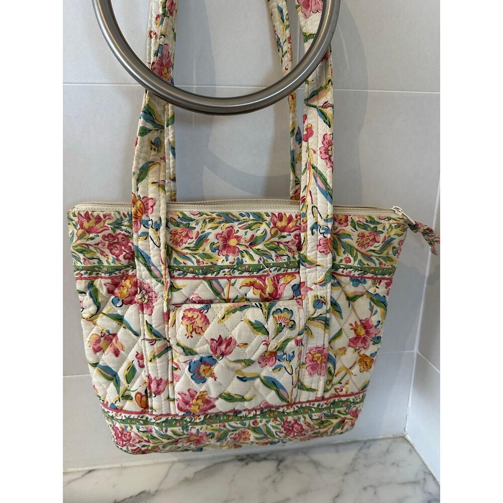 vintage Vera Bradley tote bag in the retired 1998 "Perennials" pattern.